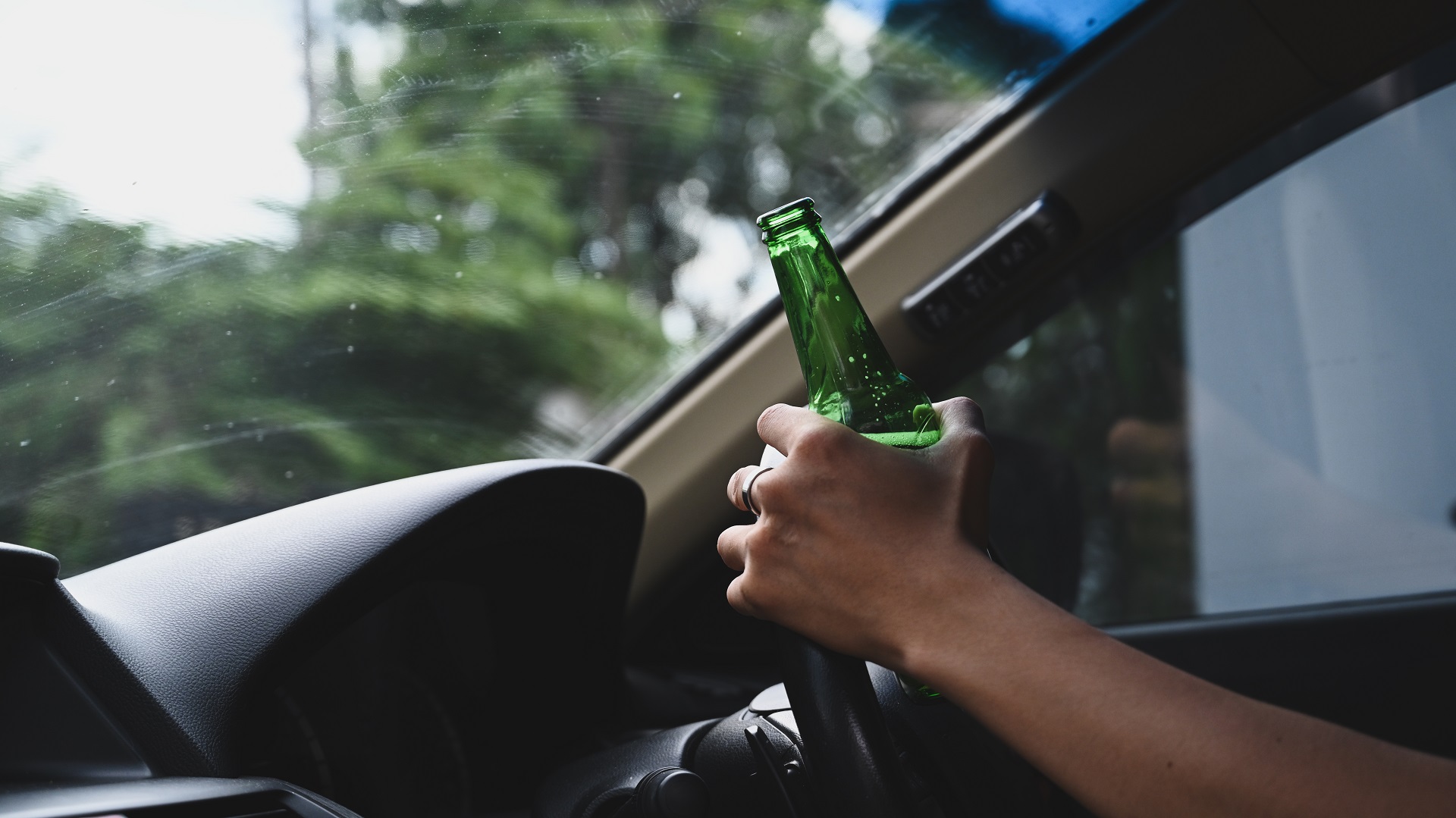 Alcool et conduite un comportement à haut risque et des conséquences graves